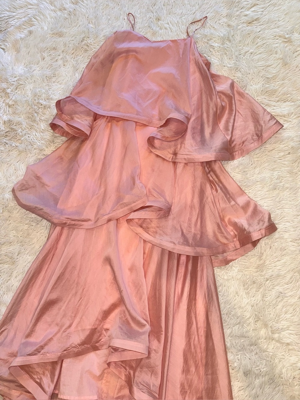 NEW Elliatt Tilly Tiered Maxi Dress blush pale pink satin fabric Sz M - Picture 6 of 9
